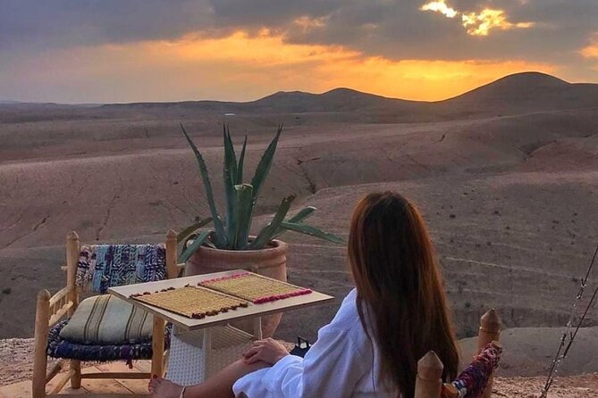 Marrakech Desert Tour & Sunset Camel Ride with Dinner Show - Fire show and traditional music: the ending that actually lands