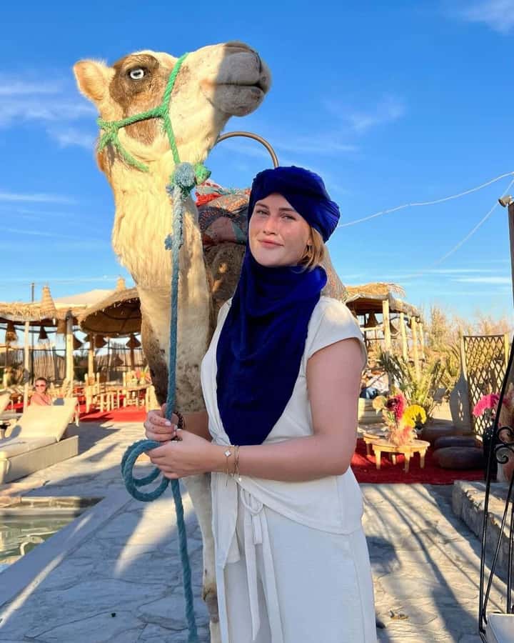 Marrakech: Dinner in Agfay Desert, Camel Ride & Fire Show - Photo stops and sunset timing in Agafay Desert