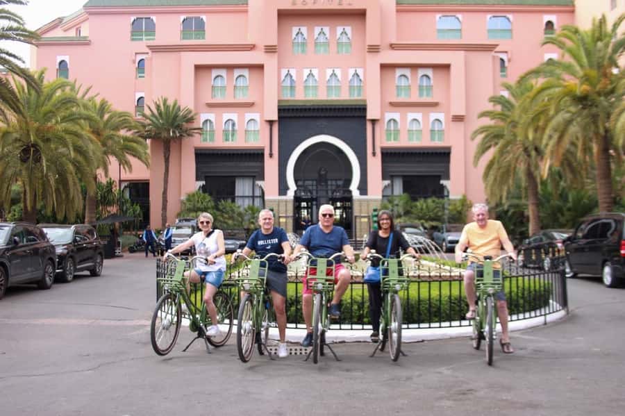 Marrakech : Electric Bicycle City Tour - Koutoubia area and Jamaa El Fna: your first taste of the city’s rhythm