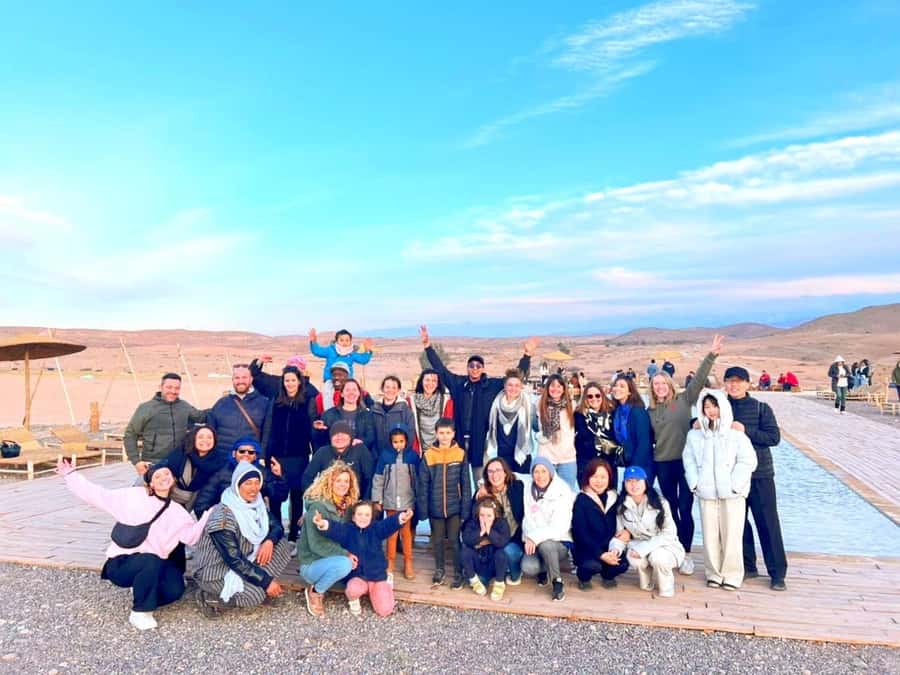 Marrakech: Evening Escape to the Agafay Desert - Live music, bonfire dancing, and the fire show