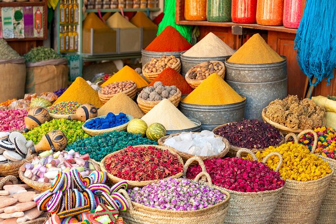 Marrakech: Exclusive Private Shopping Adventure in The souks - Medina time: hamams, fountains, and the city behind the shops