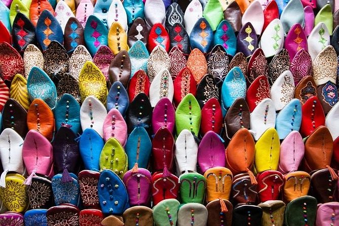 Marrakech: Exclusive Private Shopping Adventure in The souks - Souk Semmarine: fabrics, spices, food, and the last-minute buys