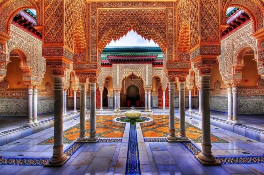 Marrakech Excursion Full Day Trip From Agadir - Getting oriented with Koutoubia Mosque