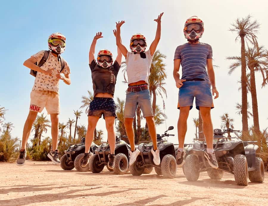 Marrakech, explore the palm grove desert by quad bike - The tea-and-mssemen stop: why this break is more than a snack
