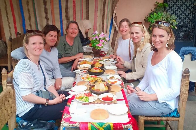 Marrakech Food Tasting Tour by Bike - Stop 3: Saadian Tombs Area and the Kasbah Mosque (No Bike Entry)