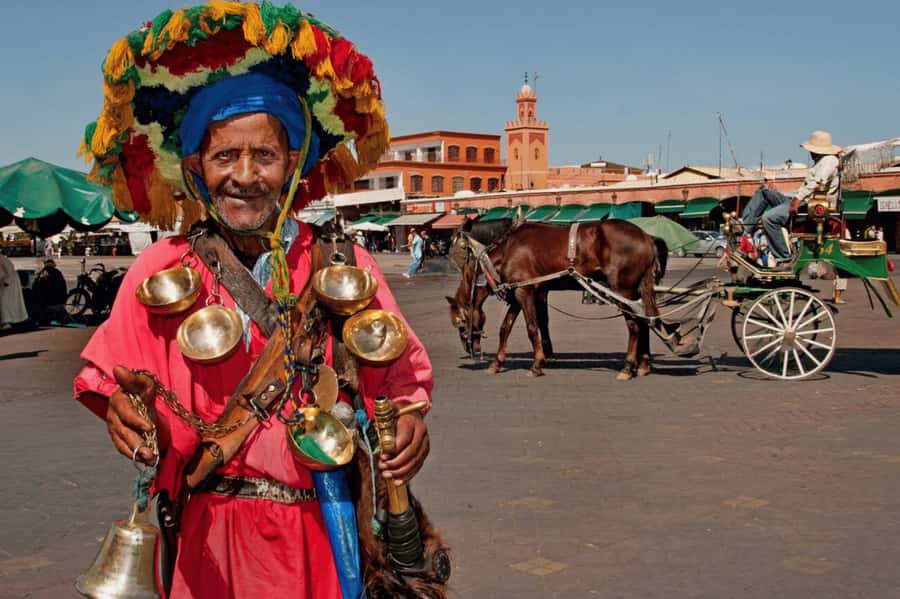 Marrakech Full-day excursion From Casablanca - Moroccan lunch: what’s included vs what you pay for