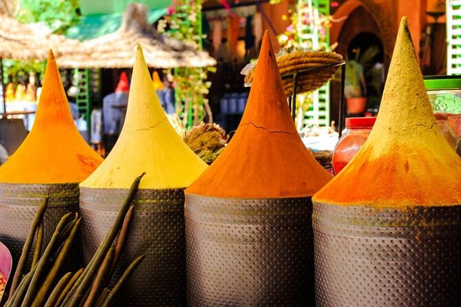 Marrakech: Guided City & Gardens Highlights Tour - Jemaa el-Fnaa and the Medina Souks: Where a Local Guide Pays Off