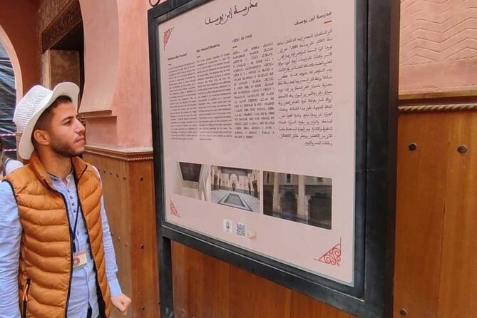 Marrakech guided city tour - Stop 2: Bahia Palace for Architecture, Power, and Daily Life