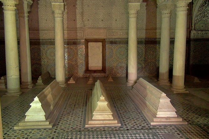 Marrakech Guided Historical and Cultural Visit - How the private format changes Marrakech medina navigation
