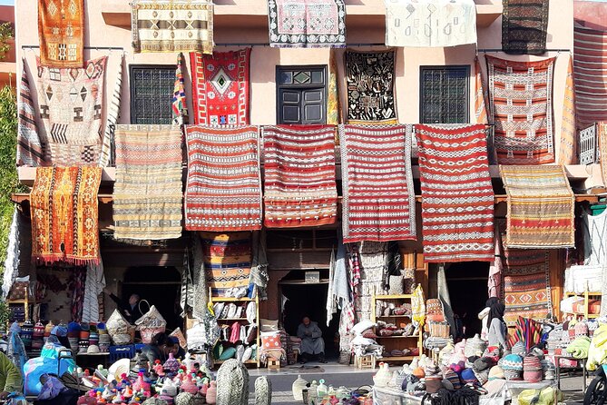 Marrakech : half-day guided Immersive City Tour, Old City & Souks - Souk market time: artisans, tools, and working trades