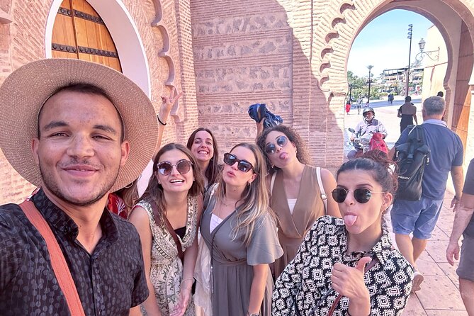 Marrakech Highlights: Full-Day Walking City Tour - Souk Semmarine to Jemaa el-Fna: where shopping meets street performance