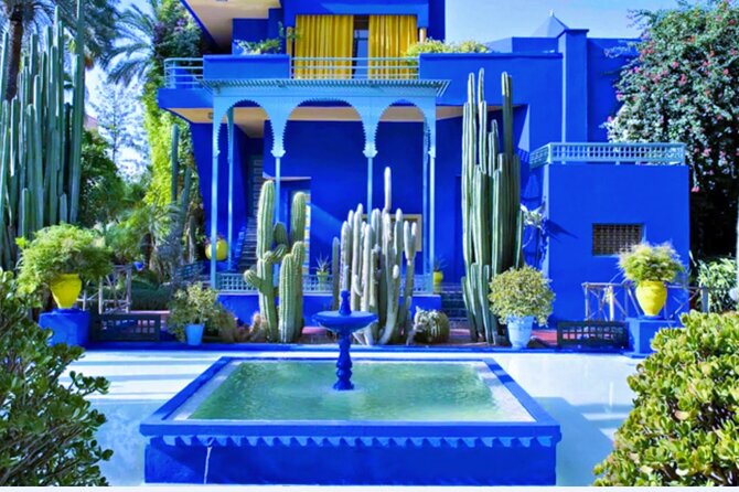 Marrakech Highlights : Majorelle , Bahía Palace , Mellah & Souks :Private Tour - Stop 1: Jardin Majorelle and the Berber Culture Museum