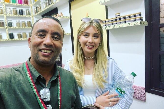 Marrakech Highlights : Majorelle , Bahía Palace , Mellah & Souks :Private Tour - The medina stops: ovens, hammam culture, and markets you can actually use