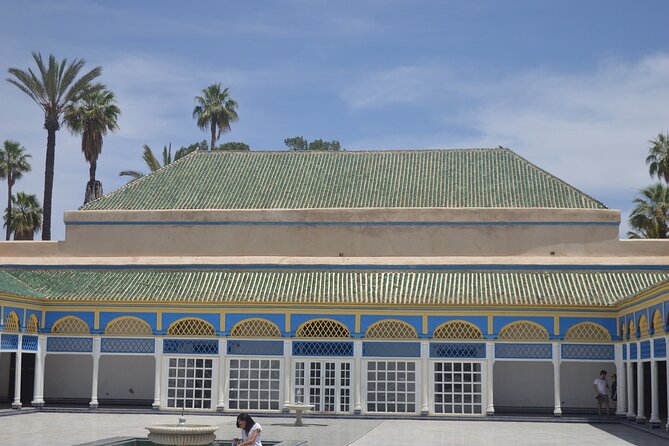 Marrakech Highlights: Private Guided Tour in 4 Hours - Jemaa el-Fnaa: Where Marrakech Turns Into a Stage