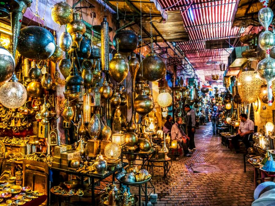 Marrakech: Historical Discovery Tour - The market visit: the colorful part of Marrakech, with context