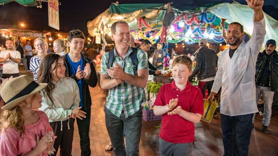 Marrakech: Jemma El Fnaa Food Tour with Dinner - Meeting Points and What to Wear in the Medina After Dark