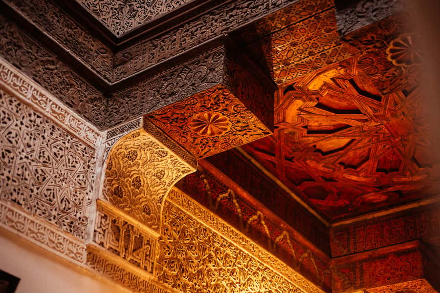Marrakech: Live Like a Local Private Tour with Tea and Snack - A 150-minute private walk that feels like you belong for an hour
