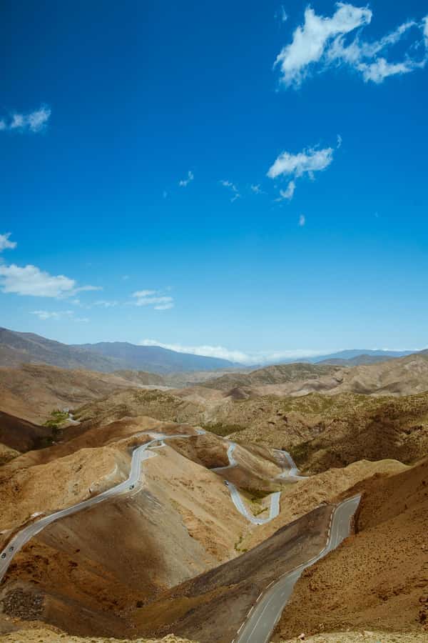 Marrakech: Luxury day trip to Ait benhaddou with a group - Marrakech Pickup and the Long Road Out (7:00–8:00 AM Start)
