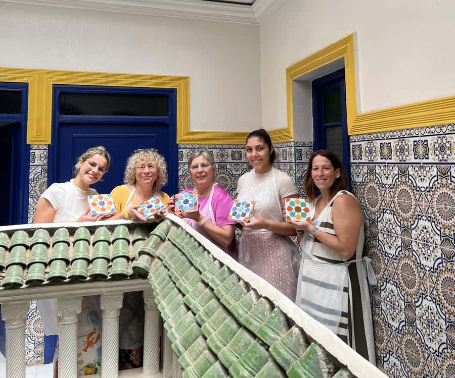 Marrakech: Make Your Own Moroccan Zellige Mosaic Masterpiece - Taking Your Zellige Piece Home: A Souvenir You’ll Actually Display