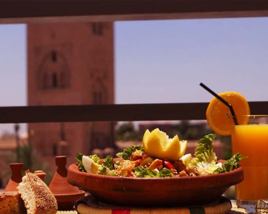 Marrakech: Medina Visit Rooftop Views & Traditional Dining - Key things you’ll notice right away
