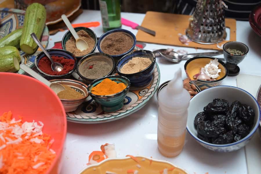 Marrakech: Moroccan Cooking Class for vegetarians and vegan - Moroccan cooking class value: real home food, not a rushed show