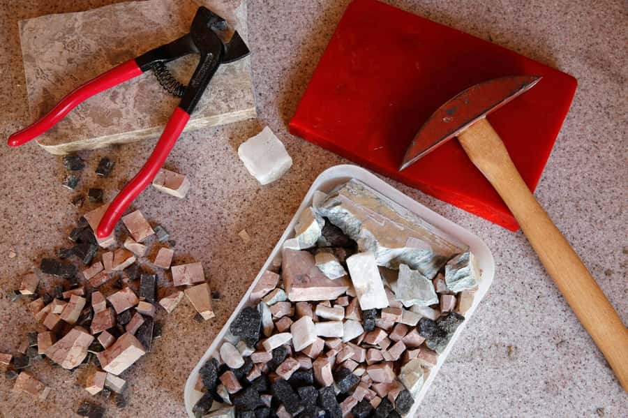 Marrakech: Mosaic Workshop with Hotel Pickup and Drop-off - The 3-hour workshop flow: from cutting tiles to leaving with a piece