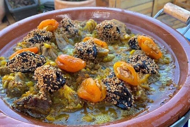 Marrakech Old Medina Food tour Experience - Bastila and Sardine Burgers: When the Tour Adds Variety