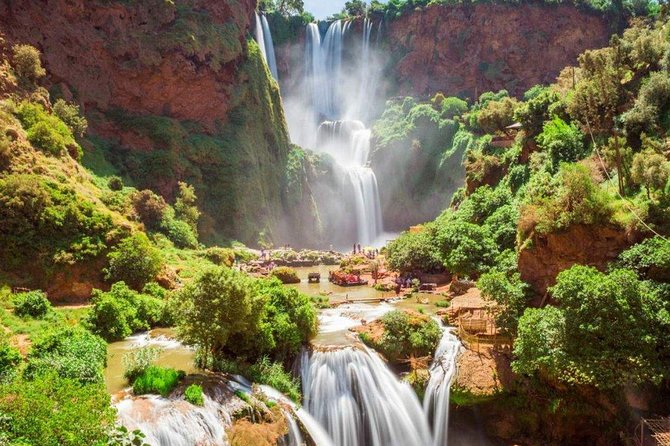 Marrakech: Ouzoud Waterfalls Guided Day Trip with Boat Ride - Seeing Monkeys Close Up: Fun Wildlife Time (With Smart Boundaries)