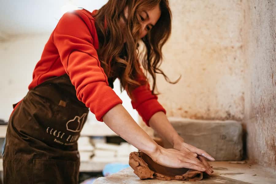 Marrakech: Pottery Workshop - What to wear and bring so the experience stays fun