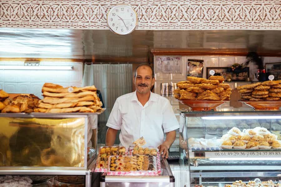 Marrakech: Private Food Tour – 10 Tastings with Locals - How the 4-hour private route starts at Mellah Square (and why that matters)