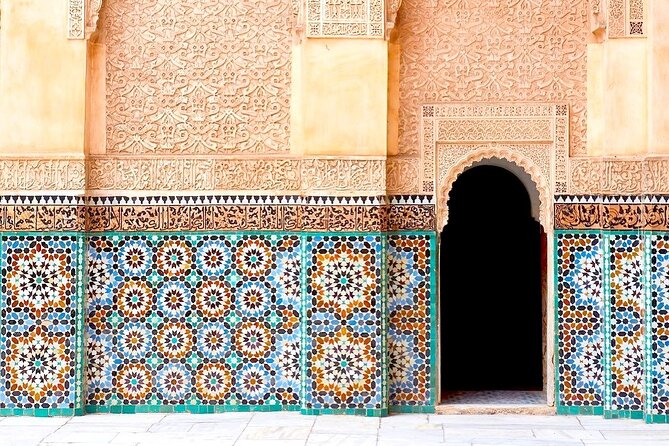 Marrakech Private Full-Day Guided City Tour with Transportation - Souk Semmarine Walking Plan: Shop With a Guide, Not Guesswork