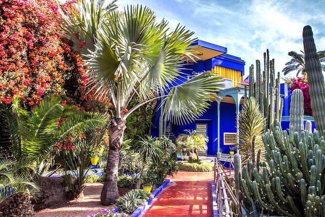 Marrakech Private Full-Day Guided City Tour with Transportation - Majorelle Garden: The Blue Walls and Jardin Rhythm