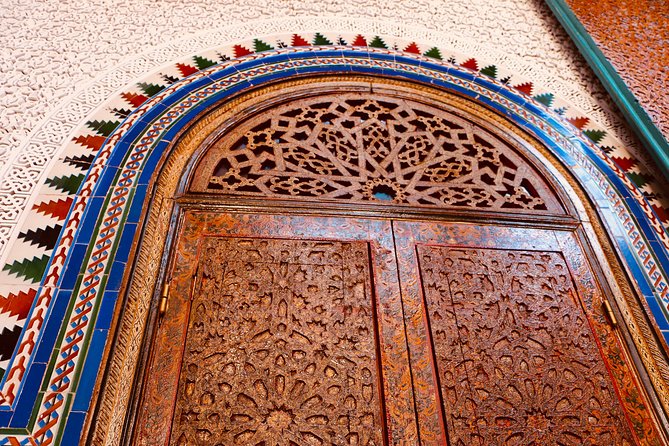 Marrakech Private Half-Day Walking Tour - Strolling the Jewish quarter and how it fits the bigger picture