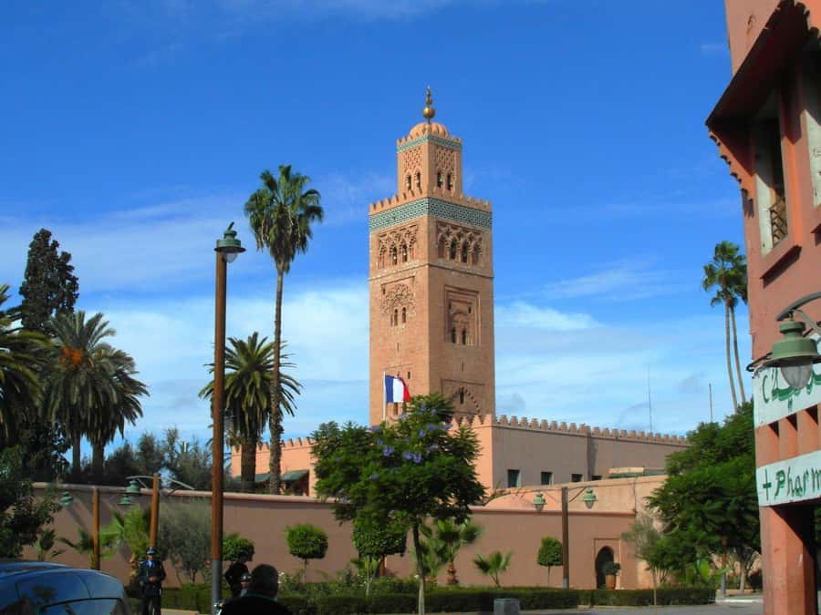 Marrakech: Private Half- or Full-Day Tour with Guide - Koutoubia Mosque: the skyline cue that helps everything else make sense