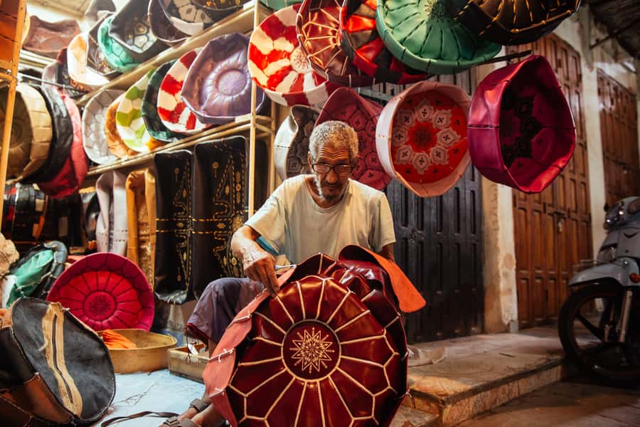 Marrakech: Private Souks Tour with Tea and Traditional Snack - Entering The Mellah: Where Marrakech’s Markets Start With Context