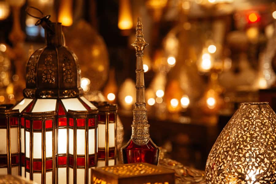 Marrakech: Private Souks Tour with Tea and Traditional Snack - Spice Souk Lanes: How a Private Guide Makes Shopping Feel Less Stressful