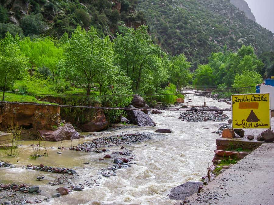Marrakech : Private To Ourika Valley Atlas Mountains & Lunch - Setti Fatma Waterfalls: What the Guided Hike Feels Like