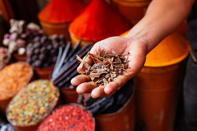 Marrakech PRIVATE TOUR With Locals: Highlights & Hidden Gems - Stop 2: Mellah’s Jewish Quarter, spices, sweets, and bread