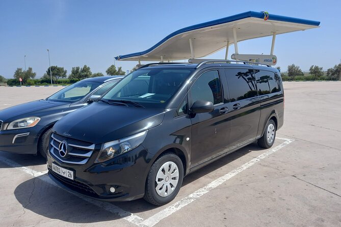Marrakech: Private Transfer to or from Marrakech Menara Airport - Private Door-to-Door in Marrakech: The Real Benefit of Avoiding Airport Chaos