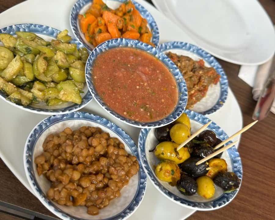 Marrakech: Restaurant Dinner Experience with Hotel Pickup - Your choice of menu: Moroccan, International, or Fish