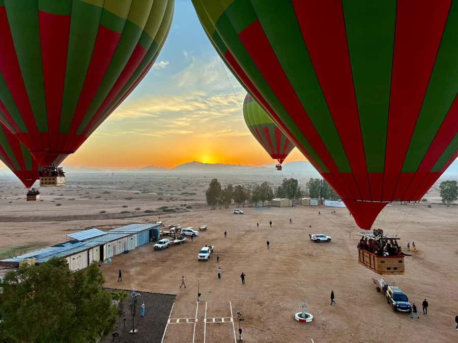 Marrakech: Royal Flight with Gourmet Breakfast Experience - After Landing: Mint Tea and Home-Baked Bread in a Village