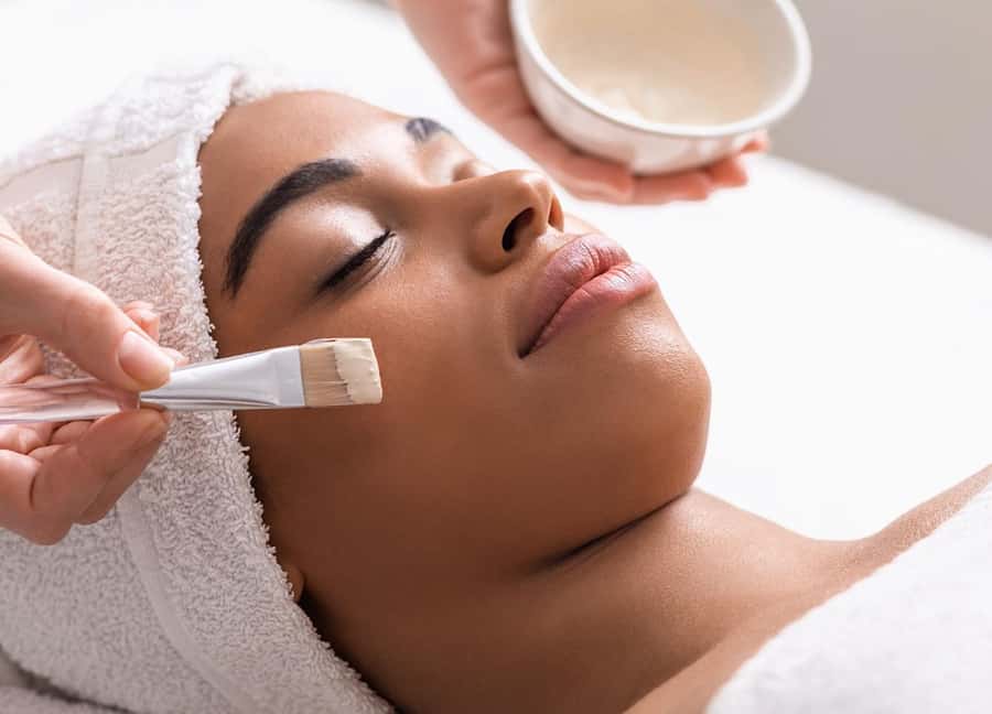Marrakech: Salon Luxury Nails Beauty And Esthetique - Hair Brushing as the Quick Confidence Boost