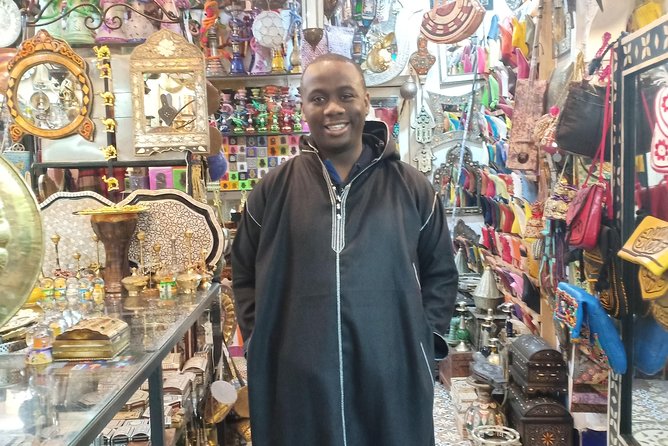 Marrakech shopping tour, secrets of Medina with a shopper guide - Haggling tips that actually help (and how to use them)