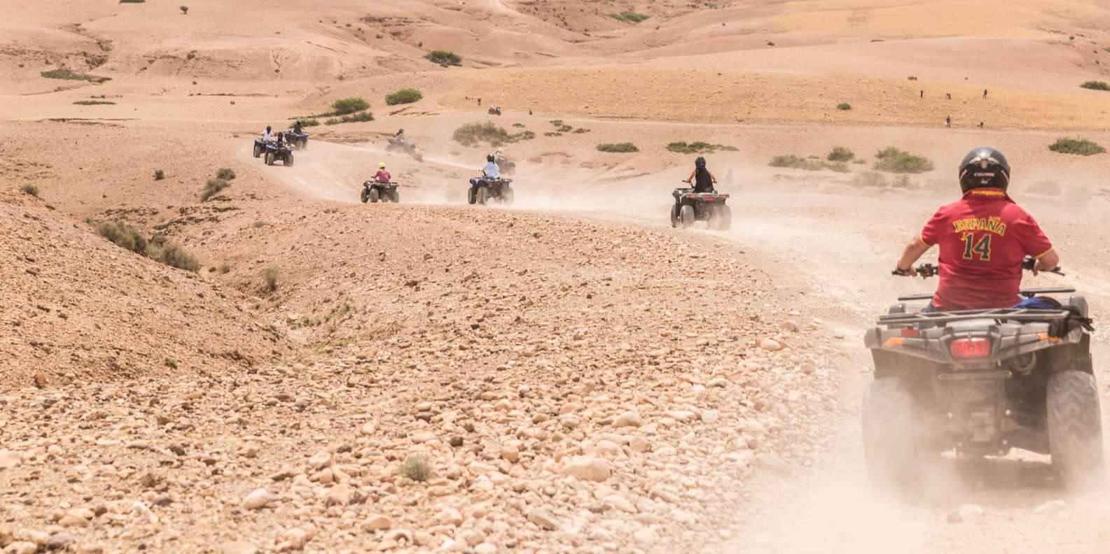 Marrakech: SSV Buggy Tours in Agafay Desert - 1000cc SPORT R - Tea break in a local village: a pause that refreshes, not interrupts