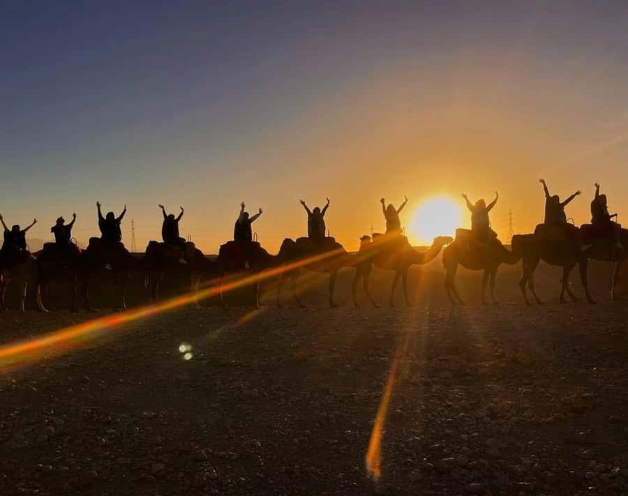 Marrakech: Sunrise Desert Tour with Camel Ride and Breakfast - Photo stops and guided moments in Agafay