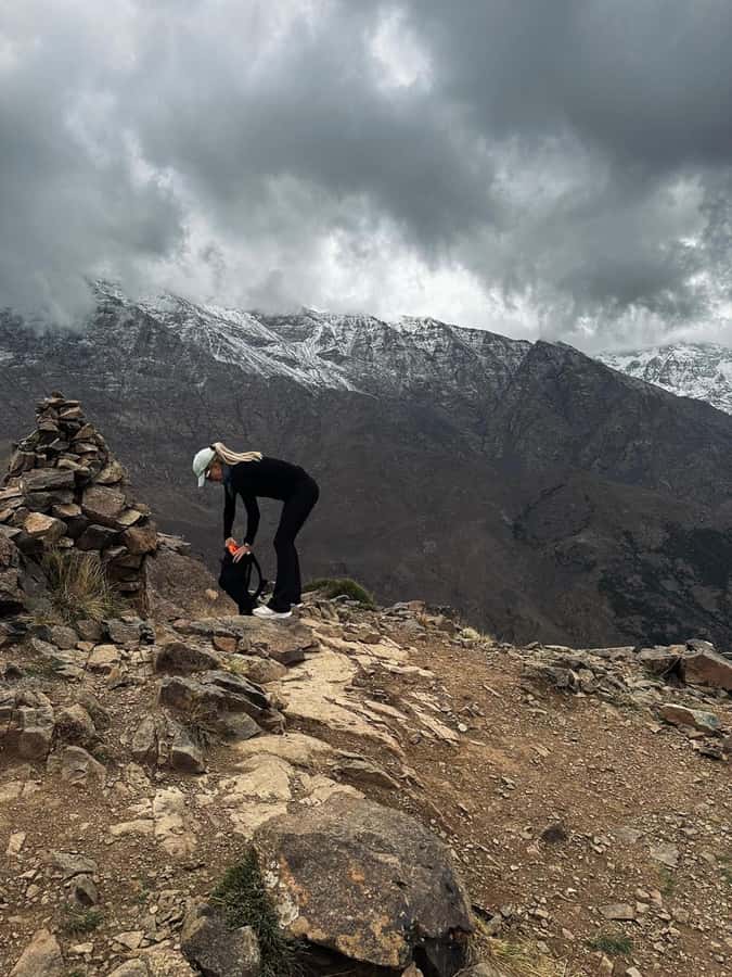 Marrakech: Tedli Summit Atlas Mountains Day Hike & Lunch - Reaching Mount Tedli at 2,600m: what you’re earning