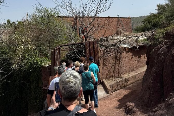 Marrakech Tour: Ourika Valley, Atlas Mountains , Waterfalls - Guides, pace, and what to expect from the day