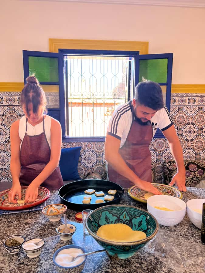 Marrakech: Traditional Moroccan Crepes & Bread Cooking Class - Key highlights you’ll feel right away