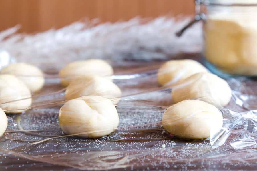 Marrakech: Traditional Moroccan Crepes & Bread Cooking Class - Making msemen, harcha, and batbout in one 2-hour session