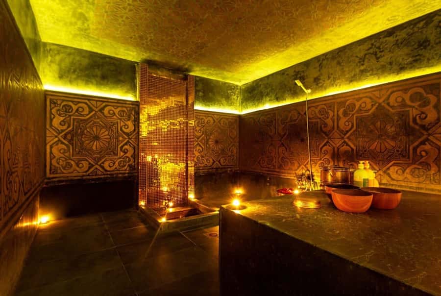 Marrakech: Traditional Moroccan Hammam Experience - Arriving for your warm welcome and minty calm